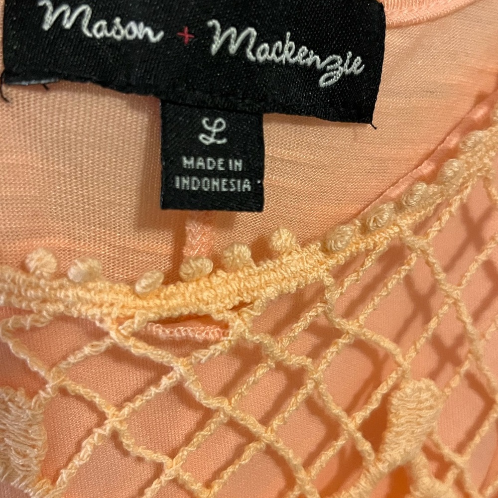 Peach color shirt size large - Picture 5 of 5